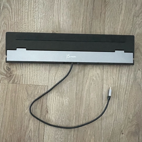 J5create USB-C  Dual HDMI Docking station 10 in 1 - Picture 1 of 12